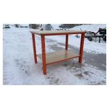 Work Bench 52'x34'x36'