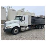 *O/S 2008 International Prostar Grain Truck