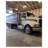 *O/S International Grain Truck
