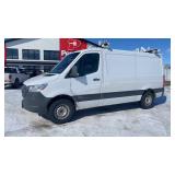 2019 Mercedes-Benz Sprinter 2500 WB Panel Van 6 cy