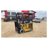 *Caterpillar E3000 Electric Forklift