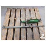 (2) Hydraulic Cylinders