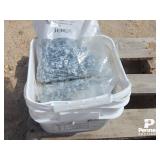 1 1/2' Sheet Metal Screws Bright White
