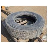 11R22.5 XDY3 Michelin Drive Tire