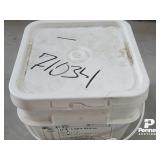 (2000) 1 1/2' Sheet Metal Screws Light Stone