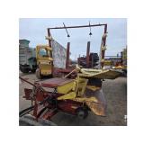 New Holland 102 Bale Wagon