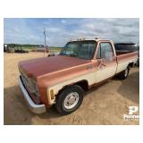 1977 GMC Sierra Classic 15 Pickup 5.7L V8