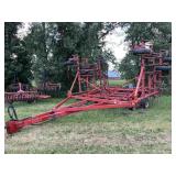 *O/S 32' IH 4700 Vibra Tiller Field Cultivator