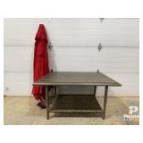 Windsor Steel Outdoor Coffee Table w/Umbrella
