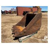 40' John Deere 270 Excavator Bucket