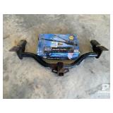 Hitch & Adjustable Tow Bar