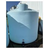 *O/S 3,000 USG Liquid Fertilizer Tank 2' Plumbing