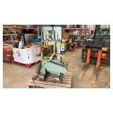Hitachi B-600A 16' Wood Bandsaw