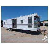 1992 40-FT Mallard Park Model Travel Trailer T/A