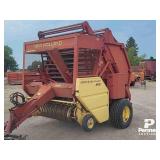 New Holland 851 Round Baler