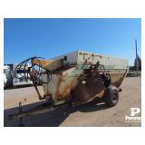 Schwartz 860 Feed Wagon