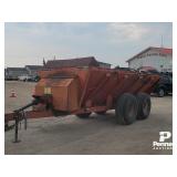 Gehl 318 Side Discharge Manure Spreader