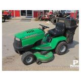 Sabre / John Deere 1646 Lawn Tractor w/ 46' Mower