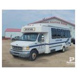 1999 Ford E-450 Econoline Passenger Van 2 WD 7.3 L