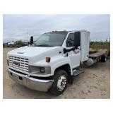 2006 Chevrolet C5500 Platform Truck