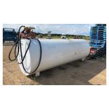 Westeel 1,000 Gal Fuel Tank w/ Transfer Pump