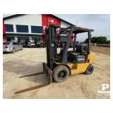 Caterpillar GP25K Propane Forklift