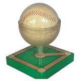 Vintage New York Yankees Souvenir Facsimile Signature Baseball in Period Plastic Diamond Stand