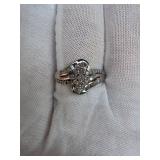 10k Elegant and timeless with the perfect vintage-inspired touch