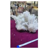 A RARE SCOLECITE SPECIMEN FORMATION