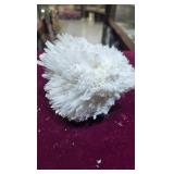 A RARE SCOLECITE SPECIMEN FORMATION