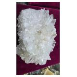 A GORGEOUS QUARTZ CLUSTER SPECIMEN