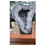 AMETHYST GEODE. INCREDIBLE COLOR, POLISHED EDGES