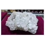 A GORGEOUS QUARTZ CLUSTER SPECIMEN