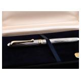 A STERLING SILVER AND 14K FOUNTAIN PEN - AURORA 88.