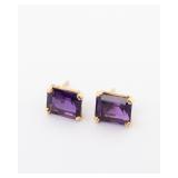 A PAIR OF 14K GOLD EARRINGS.