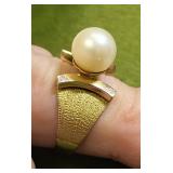 mid century 14K yellow gold & pearl cocktail ring