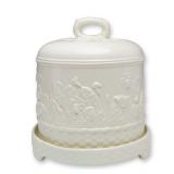 Wedgwood Creamware Relief-Molded Cheese Dome and Matching Underplate