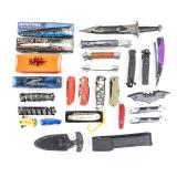 27 Pocket and fantasy collector knives