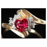 14K YELLOW GOLD LADIES RING W/ HEART RUBY & DIAS