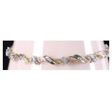 SHINY 10K YELLOW GOLD LADIES BRACELET W/ DIAMONDS