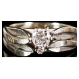 14K WHITE GOLD LADIES DOUBLE-BANDED RING W/ DIAS