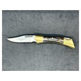 Case XX Shark Tooth Lockback Folding Knife