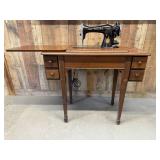 Antique Singer Sewing Machine Table/Cabinet