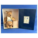 Vintage Winnie the Pooh w/Honey Pot