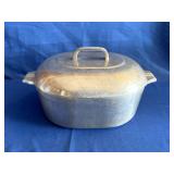 Vintage Wagner Magnalite Oval Roaster w/Trivet