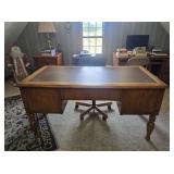 Heckman Writing Desk w/Chair