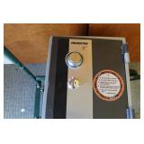 PROTECTOR MODEL 1060 SAFE