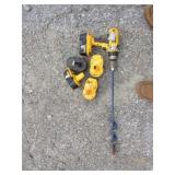 DEWALT DRILL 18 VOLT W/AUGER
