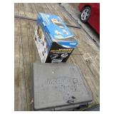 RECHARGEABLE LIGHT AND ROTO ZIP SAW