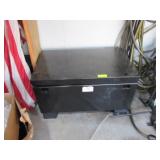 METAL TOOL BOX 36 INCH